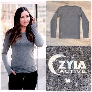 ZYIA Gray Fitted Long Sleeve Crew Neck Performance Tee in New Condition.